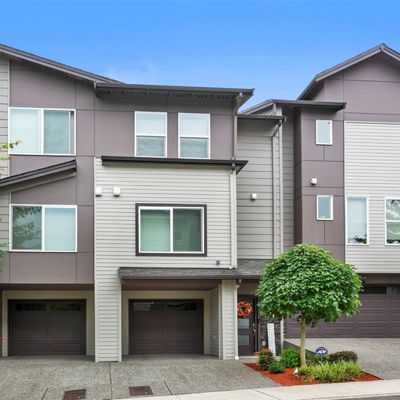 15720 Meadow Rd, Lynnwood, WA 98087