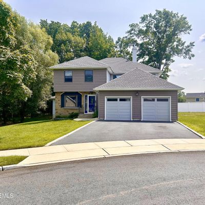 16 Crescent Place, Hazlet, NJ 07730