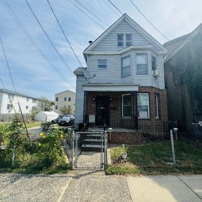 160 Stephens St, Belleville, NJ 07109