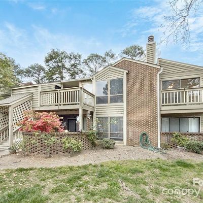 1600 Sharon Road, Charlotte, NC 28210