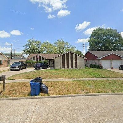 16010 Mendocino Dr, Houston, TX 77083