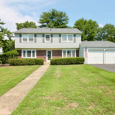 161 Ivy Hill Dr, Matawan, NJ 07747