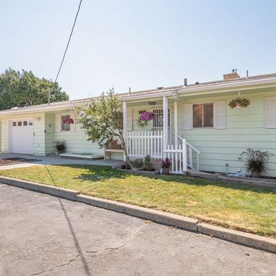 1610 N Aurora Ave, East Wenatchee, WA 98802