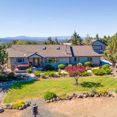 1398 Se Happy Trails Ln, Prineville, OR 97754