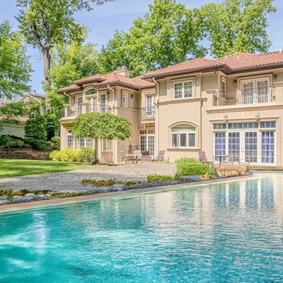 14 Homestead Rd, Tenafly, NJ 07670