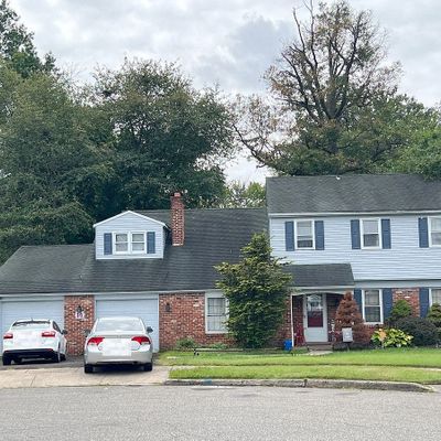 14 Keystone Ct, Langhorne, PA 19047