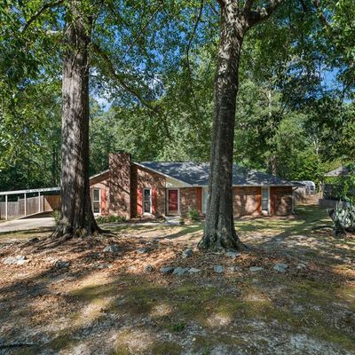 14 Redfield Dr, Phenix City, AL 36869