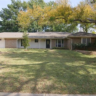 1402 Cambridge St, Mansfield, TX 76063