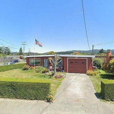 1411 Newburg Rd, Fortuna, CA 95540