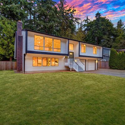 14212 64 Th Ave W, Edmonds, WA 98026