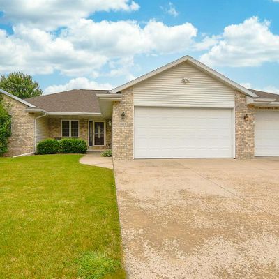 1429 Chesterfield Ct, Menasha, WI 54952