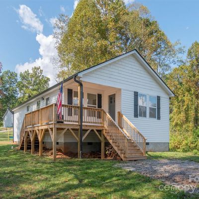 143 Leah Ln, Canton, NC 28716