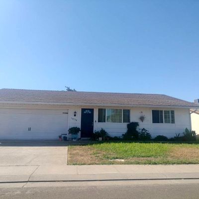 14334 E Prospect Pl, Lockeford, CA 95237