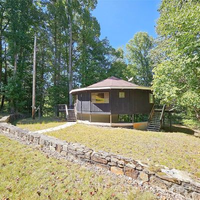 144 Lucille Ln, Green Mountain, NC 28740