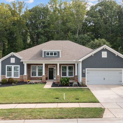 146 Canoe Pole Ln, Mooresville, NC 28117