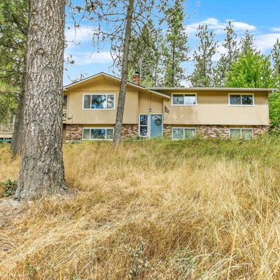 14615 E Cooper Rd, Mead, WA 99021