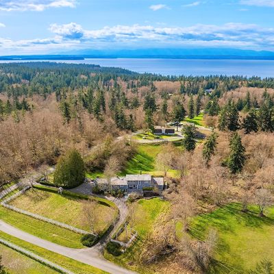 1739 Joli Drive, Freeland, WA 98249