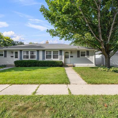 1741 Newberry Ave, Green Bay, WI 54302