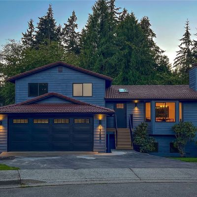 17424 W 55th Place, Lynnwood, WA 98037