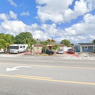 17501 Nw 47 Th Ave, Miami Gardens, FL 33055