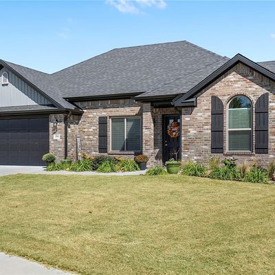 1765 Charismatic Dr, Prairie Grove, AR 72753