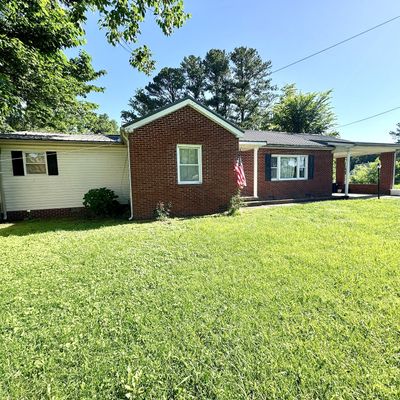 178 W Fourth Ave, Lobelville, TN 37097