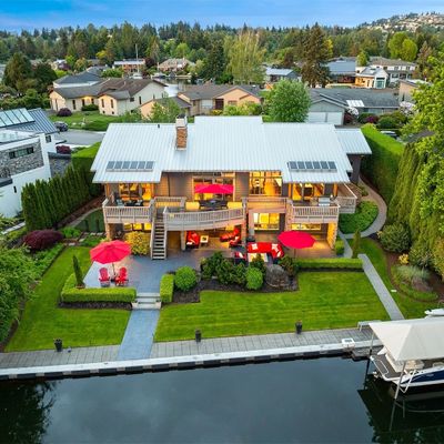 18 Crescent Key, Bellevue, WA 98006