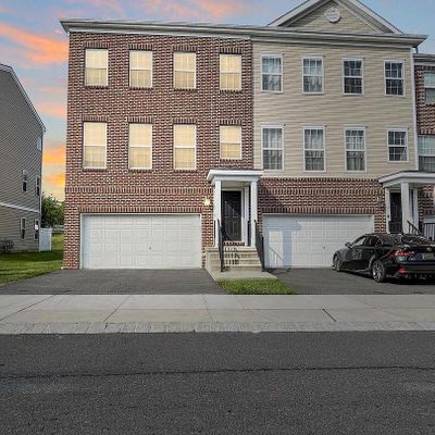 18 Kramer Ct, Florence, NJ 08518