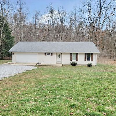 1805 Poplar Dr, Crossville, TN 38571