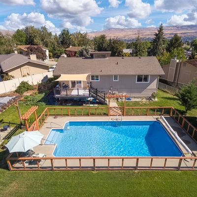 1831 Garnet Pl, Wenatchee, WA 98801