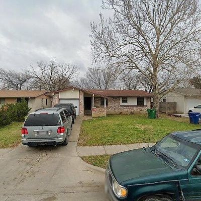 1833 S Perry Rd, Carrollton, TX 75006