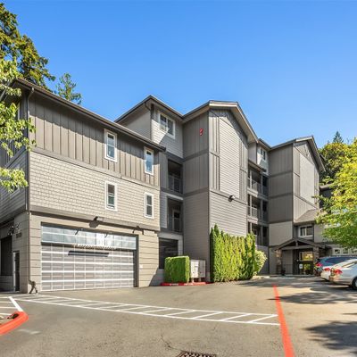 18609 Se Newport Way, Issaquah, WA 98027