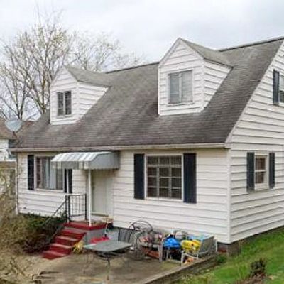 1865 Montour St, Coraopolis, PA 15108