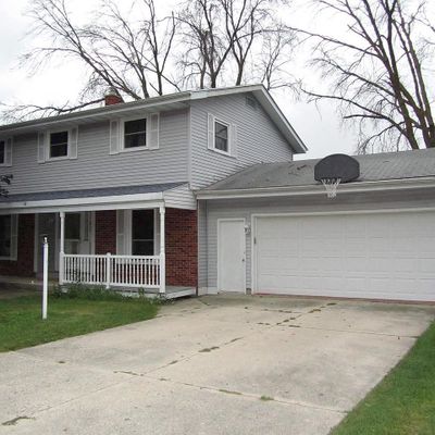 19 Wakawn Ave, Fond Du Lac, WI 54935