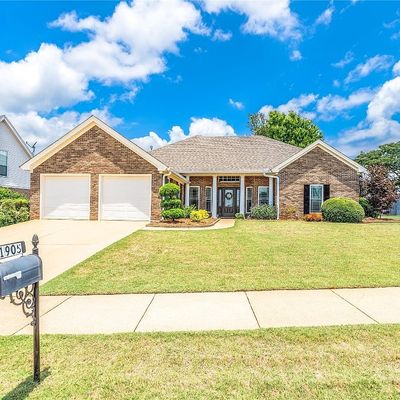 1905 Chancellor Ridge Rd, Prattville, AL 36066