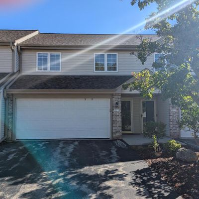 1911 Mallard Pointe Circle, Waukesha, WI 53189