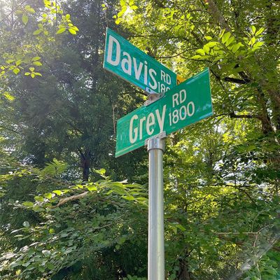 1917 Davis Rd, Davidson, NC 28036