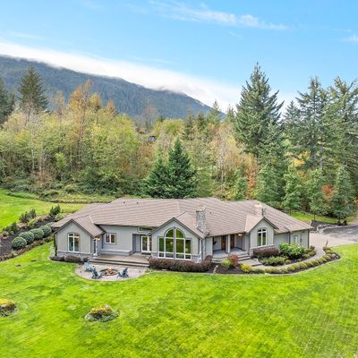 16460 Uplands Way Se, North Bend, WA 98045