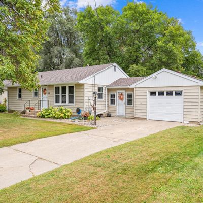 165 Pleasant Ave N, Annandale, MN 55302