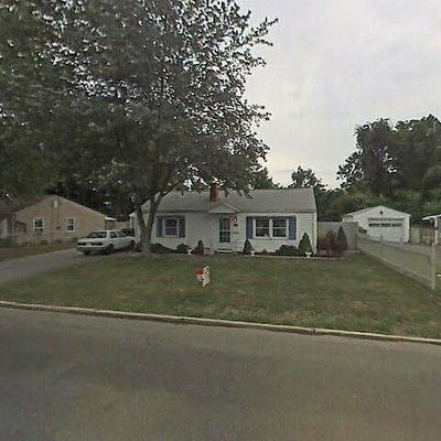 166 Nottingham St, Springfield, MA 01104