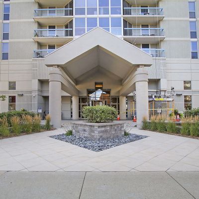 1660 N Prospect Ave, Unit 811, Milwaukee, WI 53202