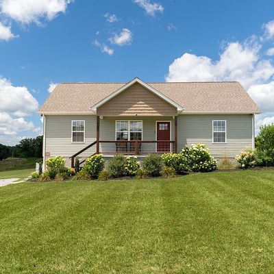 1663 Parker Rd, Sparta, TN 38583