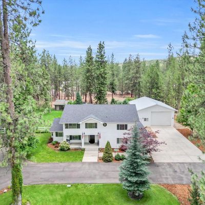 16825 N Wylie Dr, Nine Mile Falls, WA 99026