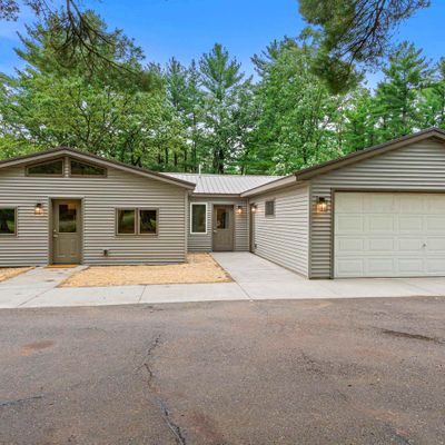 1690/1688/1686 S Aurora Lane, Nekoosa, WI 54457