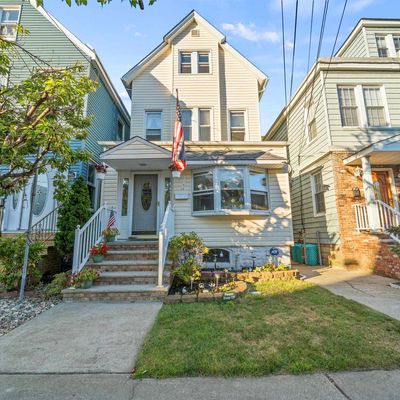 17 E 35 Th St, Bayonne, NJ 07002