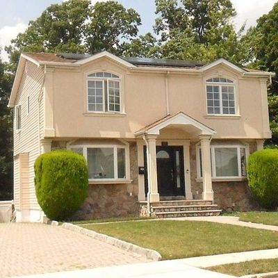 17 Hamilton Avenue, Elmwood Park, NJ 07407