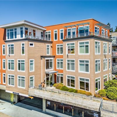 170 Harbor Square Loop Ne, Bainbridge Island, WA 98110