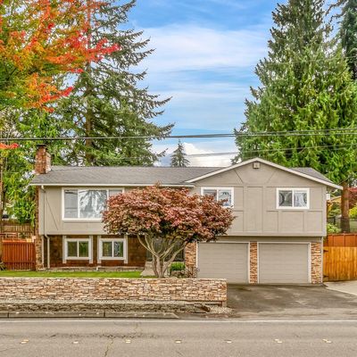 17033 Spruce Way, Lynnwood, WA 98037