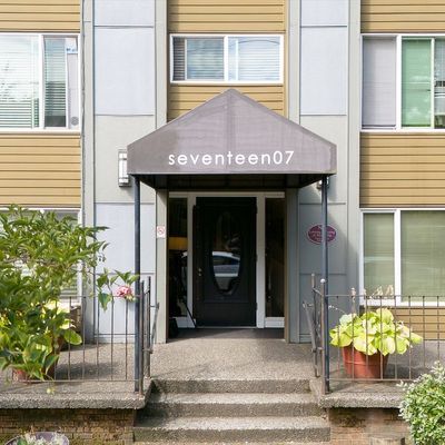 1707 Boylston Avenue, Seattle, WA 98122