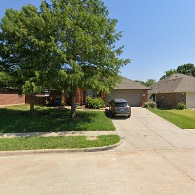 1713 Copper Leaf Dr, Corinth, TX 76210